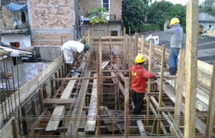 Obra de 2 pavimentos com fundações profundas em estaca raiz